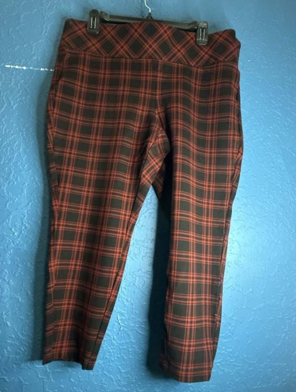 Torrid Pixie Red Black Plaid Pull-On Pants Size 2